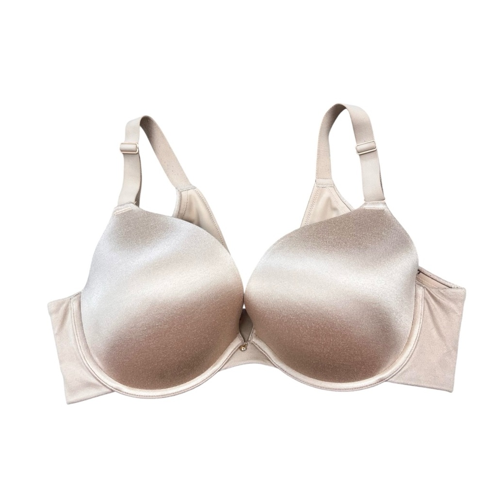 Cacique Women’s Padded cream colored push up‎ bra 40D